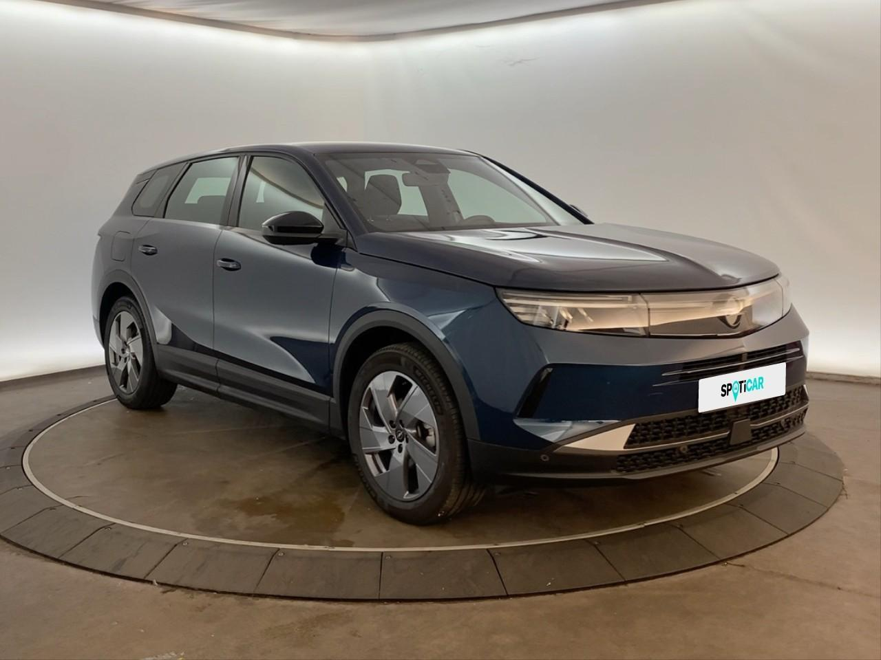 Opel Grandland 1.2 turbo hybrid 145 ch e-dct6 edition — photo 3