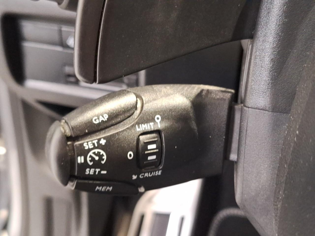 Citroën C5 Aircross hybride rechargeable 225 s&s e-eat8 shine — photo 19