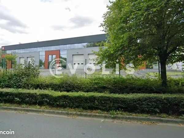 Local d'activité 400 m²