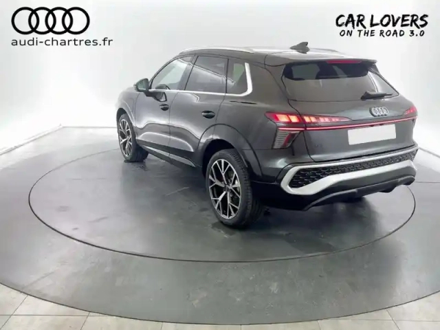 Audi Q3 e-hybrid 272 ch s tronic 6 — photo 3