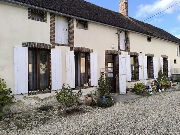 longères de 130m² a 15 km de la gare de Migennes