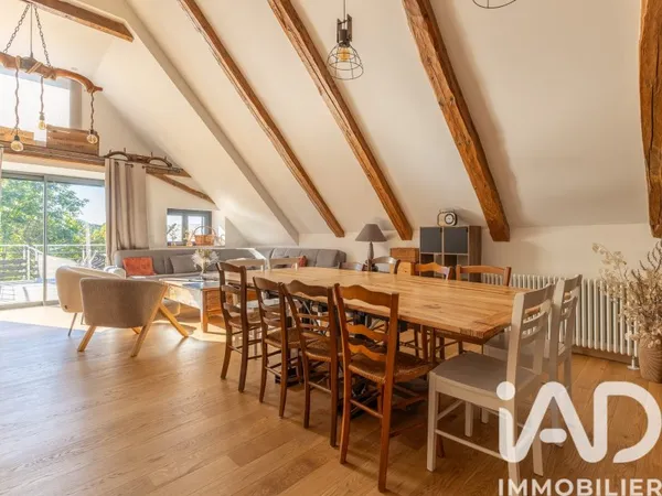 Maison 7 pièces 206 m²