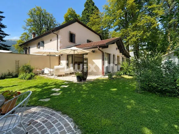 Maison 6 pièces 170 m²