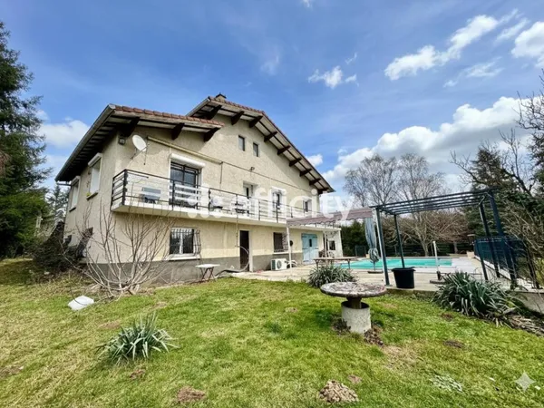 Maison Vente Thiers 9p 152m² 235000€