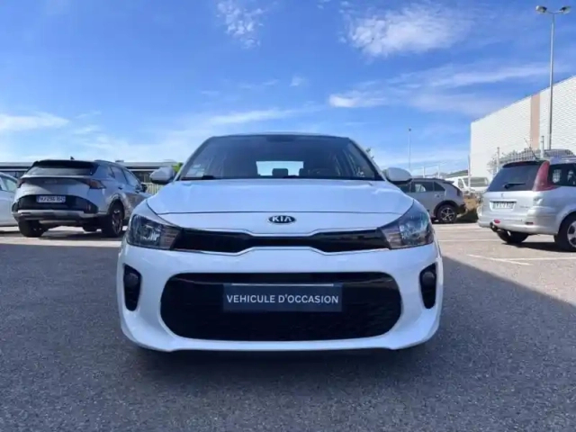 Kia Rio 1.2 84ch isg launch edition — photo 2