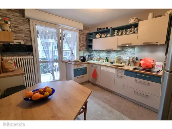 Appartement 5 pièces 93 m²
