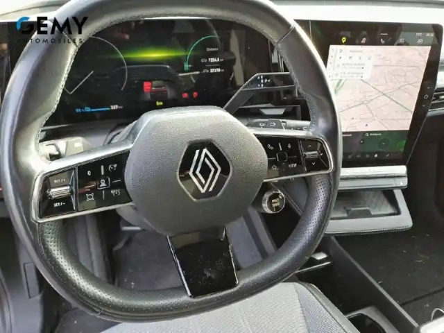 Renault Megane e-tech ev60 220 ch super charge — photo 13