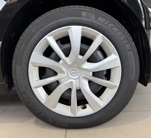 Opel Corsa electrique 136 ch autonomie 356 km — photo 5