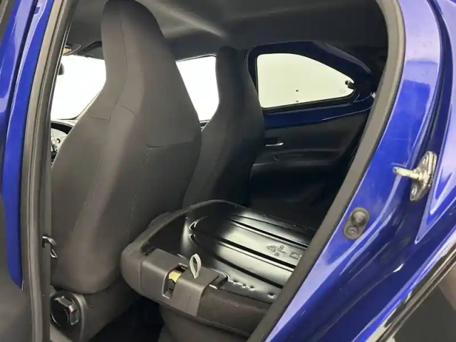 Toyota Aygo x 1.0 vvt-i 72 s-cvt — photo 61