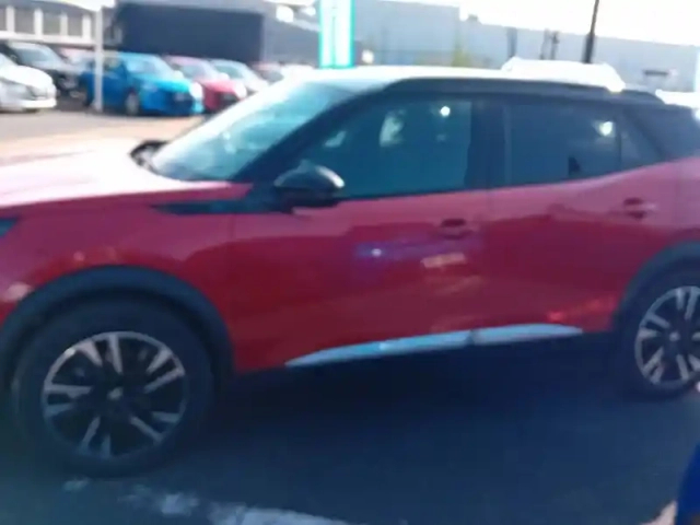 Peugeot 2008 electrique 136 ch — photo 15