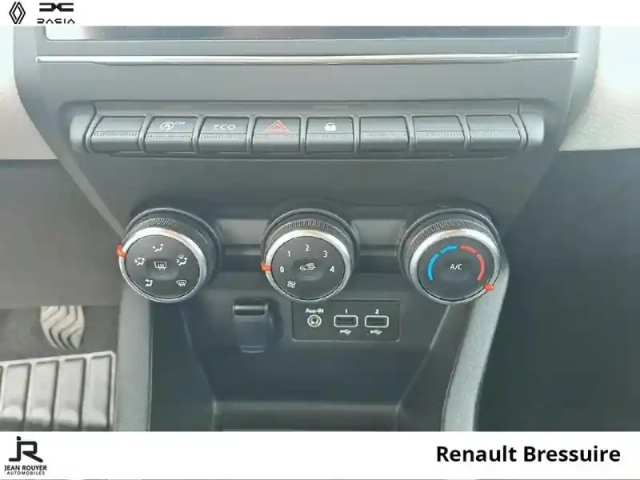 Renault Clio 1.5 blue dci 100ch evolution — photo 15