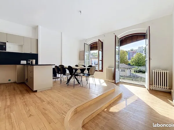 MAISON CAIUS - COLOCATION - Chambre meublée - Grande maison de 132 m² - LYON 9E