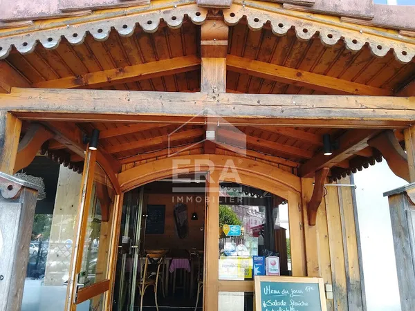 Fonds de commerce 162 m²