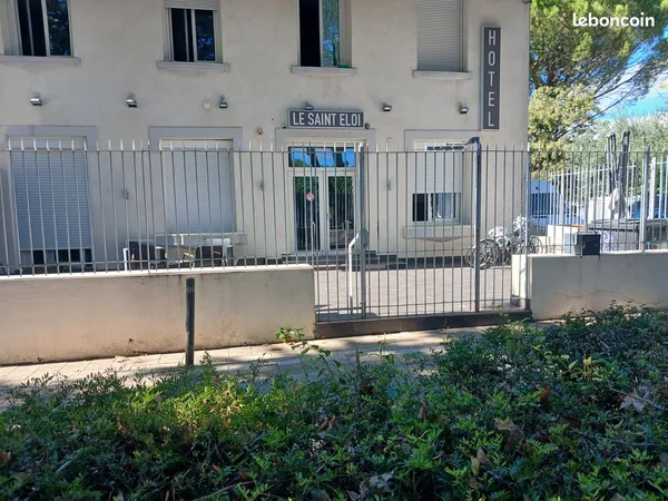Hôtel bar restaurant