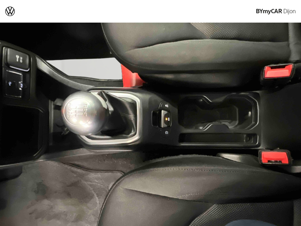 Jeep Renegade 1.6 l MultiJet 120 ch BVM6 — photo 22