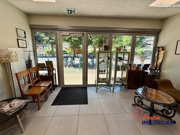 Local commercial 55 m² Reims
