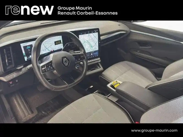 Renault Megane e-tech electric ev60 220ch techno optimum charge — photo 10