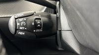 Peugeot 208 1.2 Hybrid 100ch Active e-DCS6 — photo 27