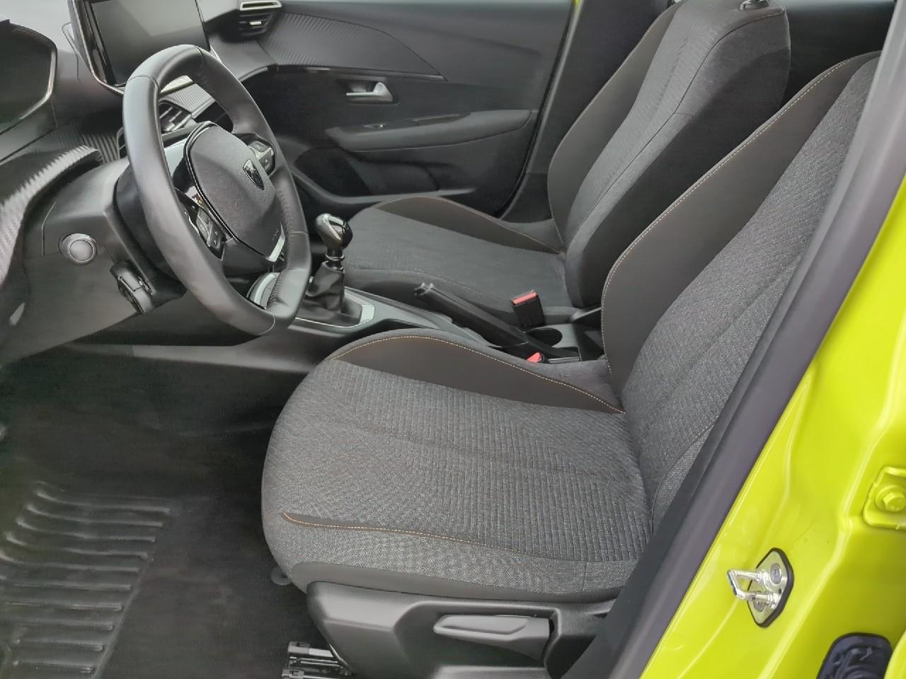 Peugeot 208 100 s&s bvm6 style — photo 9