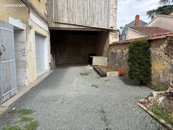 🏡 ENSEMBLE IMMOBILIER DE 138 m² - 2 APPARTEMENTS - RAZAC-SUR-L'ISLE