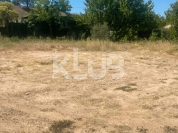 Terrain 400 m² PEYROLLES EN PROVENCE