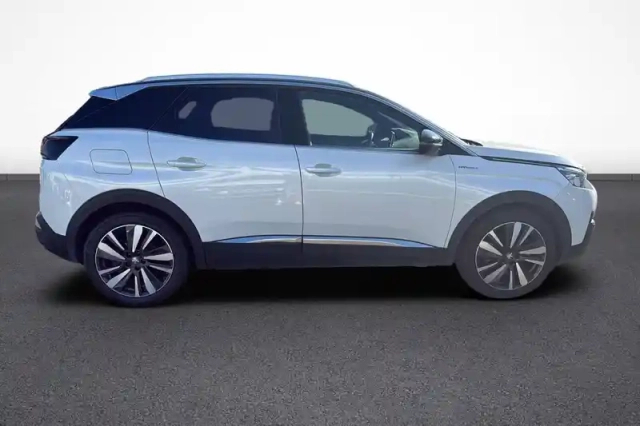 Peugeot 3008 hybrid4 300 e-eat8 — photo 69