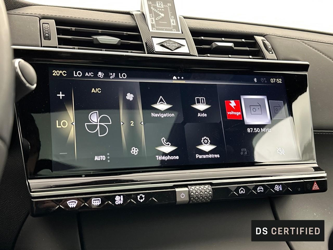 Ds Ds 7 crossback hybride rechargeable e-tense 300 eat8 4x4 rivoli — photo 23