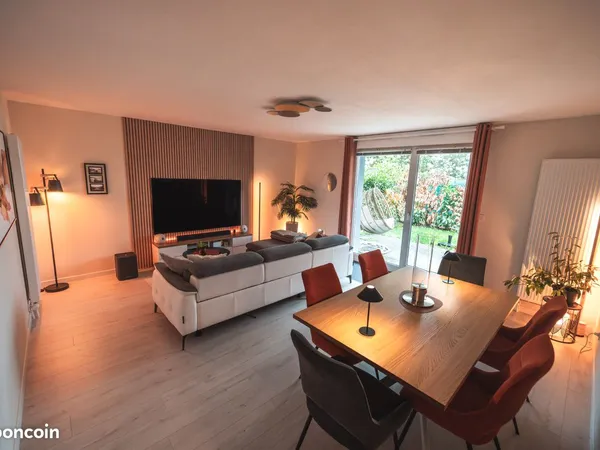 T3 REZ-DE-JARDIN (71 m²) - 2 TERRASSES (84 m²) & GARAGE - BESANCON - SECTEUR POLYCLINIQUE