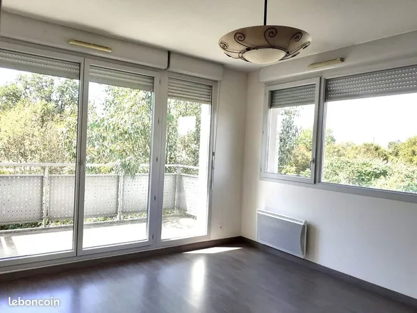 FROUZINS - T3 de 59 m² - Terrasse 7 m² - 2 parkings