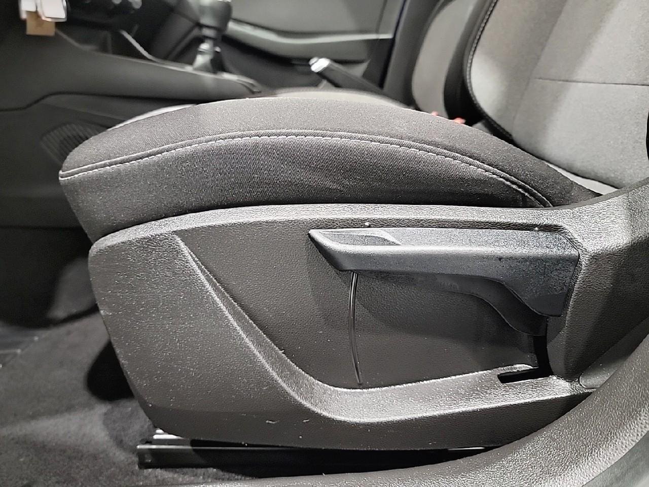 Renault Clio blue dci 100 ch gsr2 evolution — photo 24