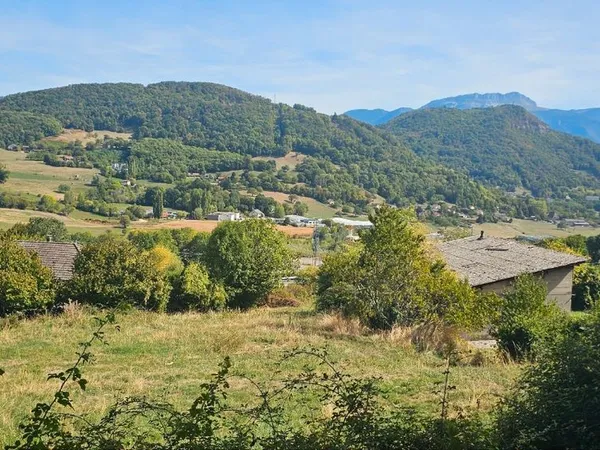 Terrain a vendre voiron 1156 m2