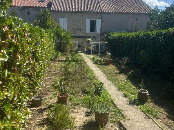 Maison avec jardin à louer
