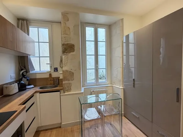 Studio 1 pièce 14 m²