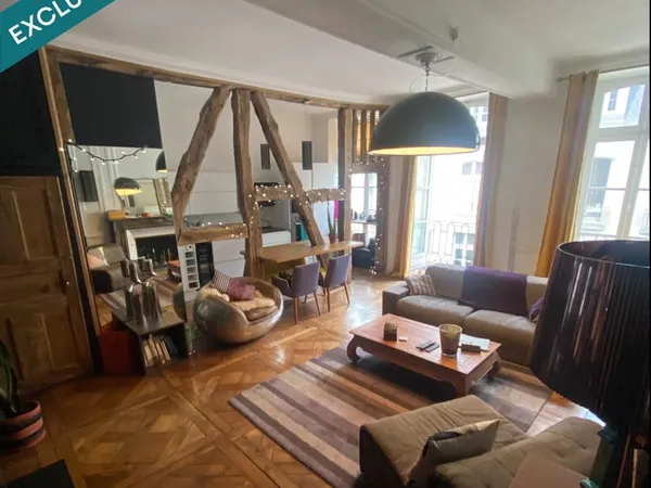Triplex de 155m2 (129m2 Carrez) centre de Rennes.
