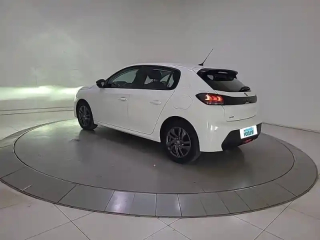 Peugeot 208 puretech 100 s&amp;s bvm6 — photo 26