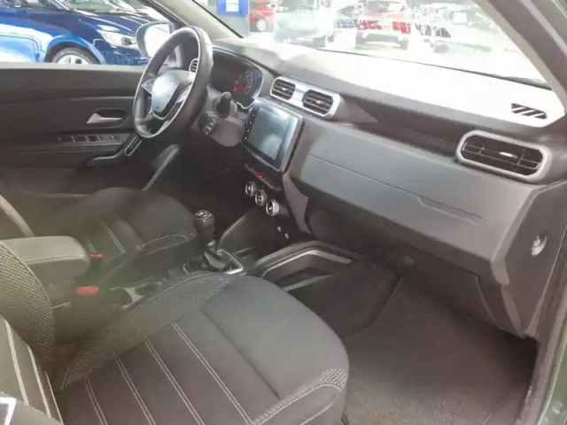 Dacia Duster 1.0 eco-g 100ch journey + 4x2 — photo 12