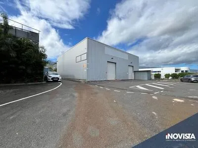 Location Dépôt / Entrepôt 396 m2 à La Possession