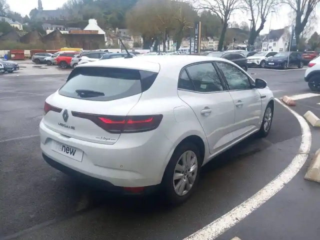 Renault Megane mégane iv berline tce 115 fap — photo 5