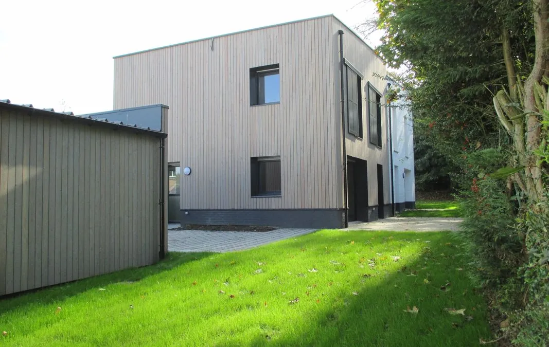 Photo 2