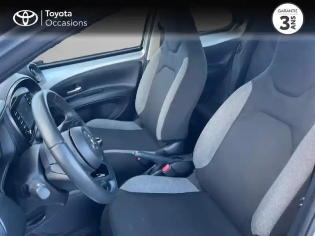 Toyota Aygo X 1.0 vvt-i 72ch dynamic my23 — photo 11
