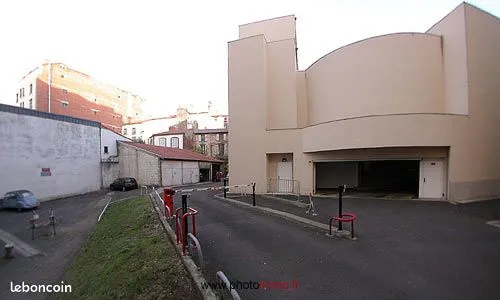 Parking 12 m² Clermont Ferrand