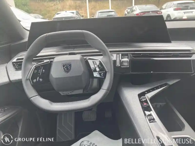 Peugeot 3008 electrique 210ch batterie 73 kwh allure — photo 8