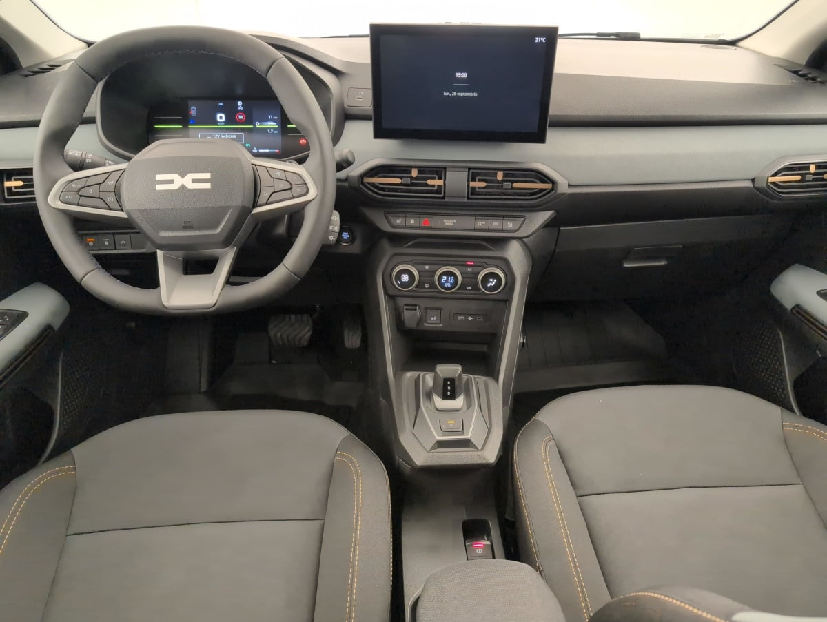 Dacia Sandero — photo 12