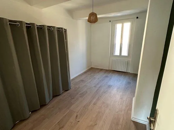 Appartement Location Montferrat 2p 46m² 530€