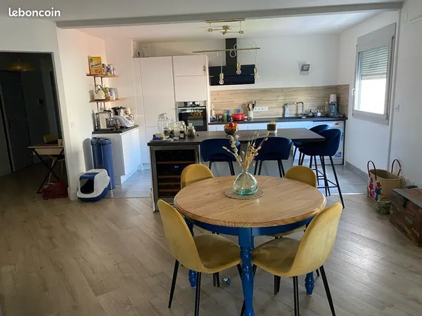 Appartement 85 m² - T4 - Balcon - Climatisation - Garage/parking/Box en sus - Cave - Lyon 7ème