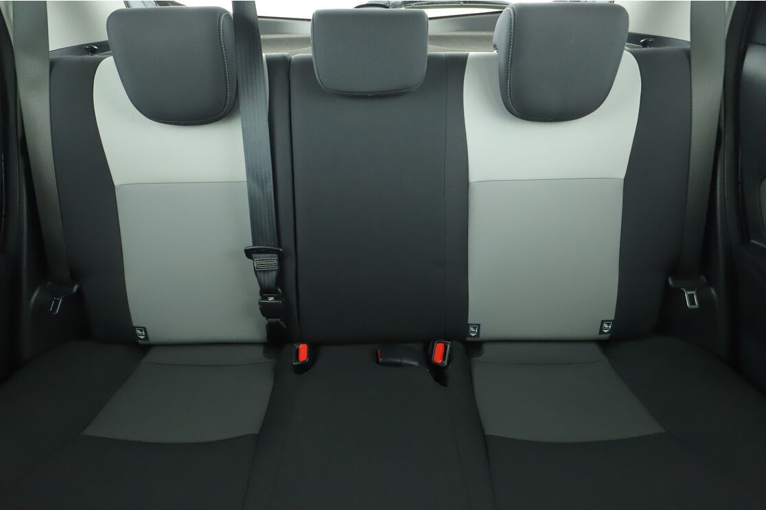 Toyota Yaris 1.5 Hybrid France Business — photo 14
