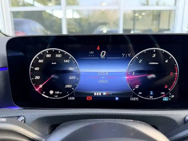 Mercedes Classe A 180 d amg line — photo 8