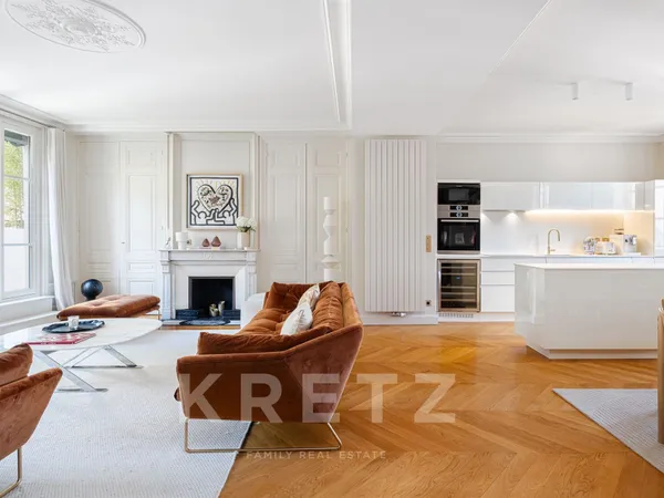 LYON 2e - BELLECOUR | DUPLEX FAMILIAL AVEC TERRASSE DE 50 M² ET DOUBLE GARAGE