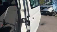 Volkswagen Caddy Maxi 2.0 TDI 102ch — photo 12