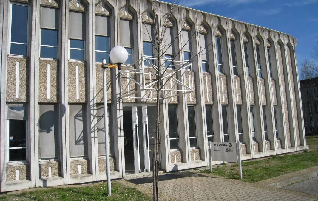 Photo 2